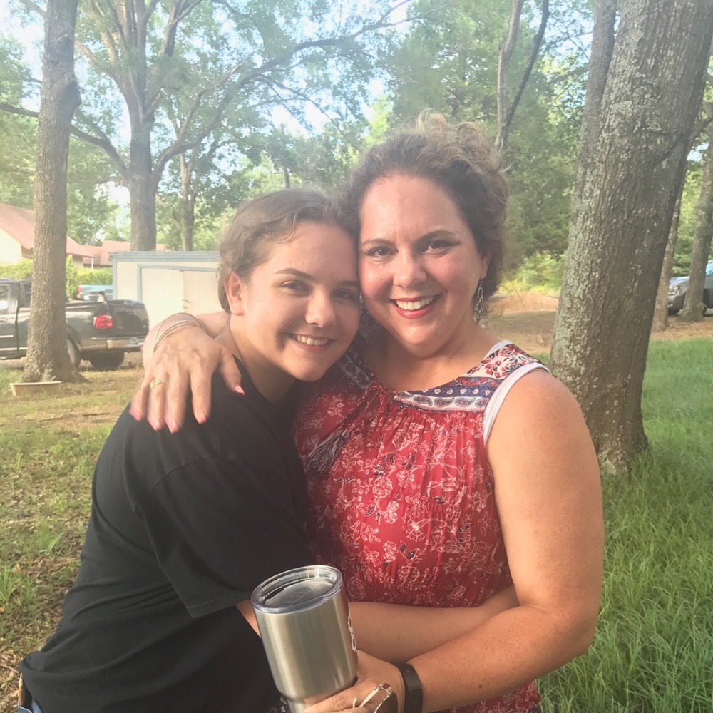 Meet your Posher, Lauren